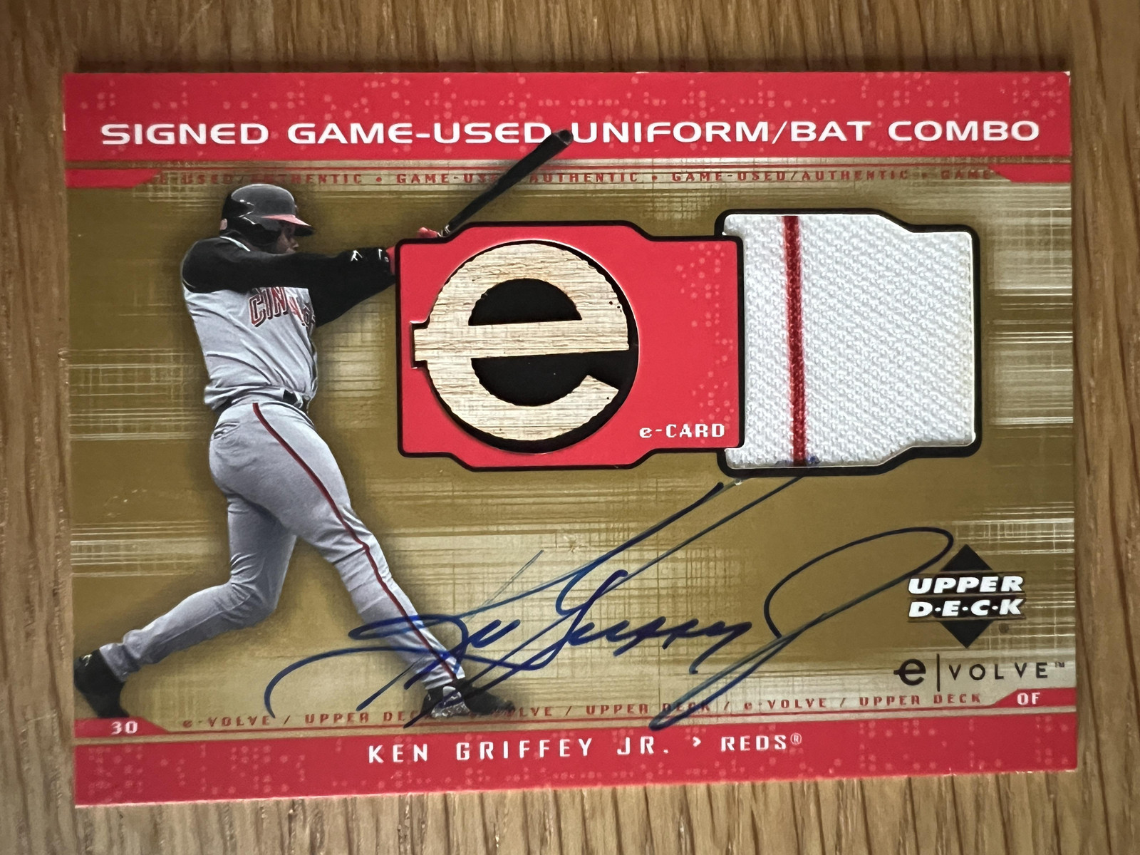 Ken Griffey Jr. 2001 Upper Deck Evolution Game-Used Jersey Bat Auto SSP RARE!