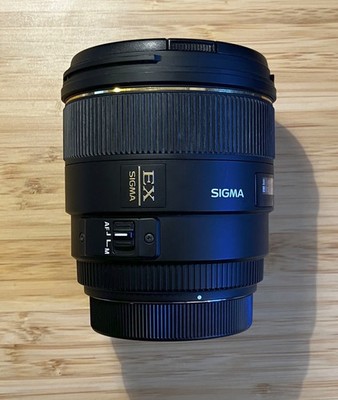Lichtriese: Sigma Tele-Objektiv 85 mm F1,4 EX DG HSM für Canon AF