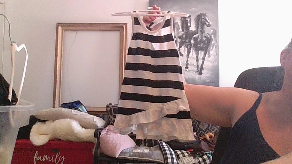 Camiseta sin mangas Adorable Circo XS (4/5) espalda deportiva con volantes negra/blanca a rayas WOW Foto 2 de 4