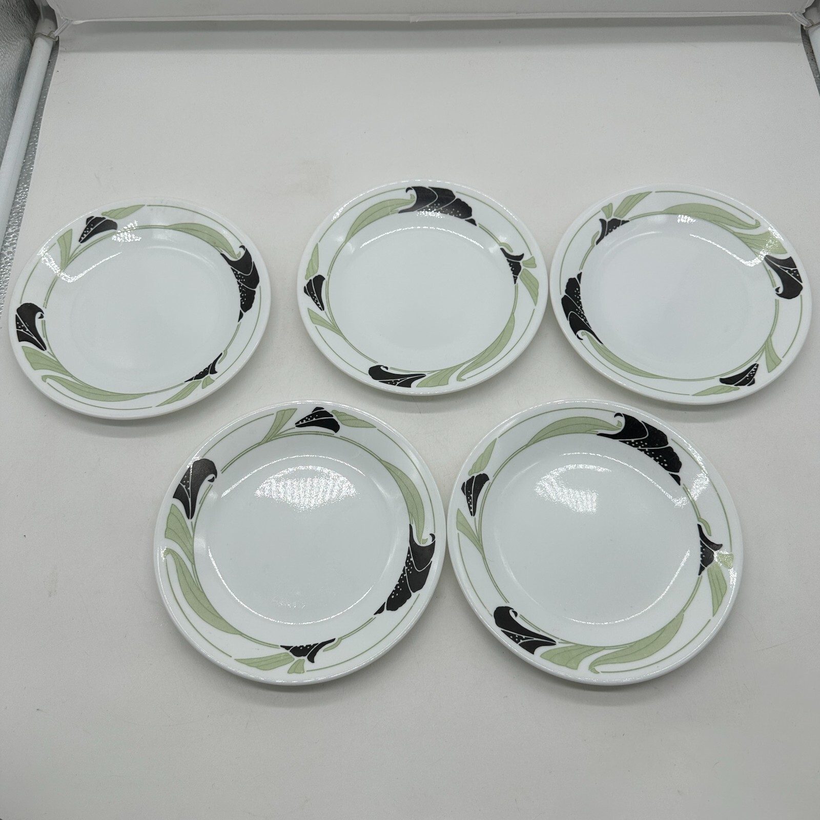 Corelle Black Orchid 5-Piece 6.75-Inch Dessert Salad Bread Plate Set