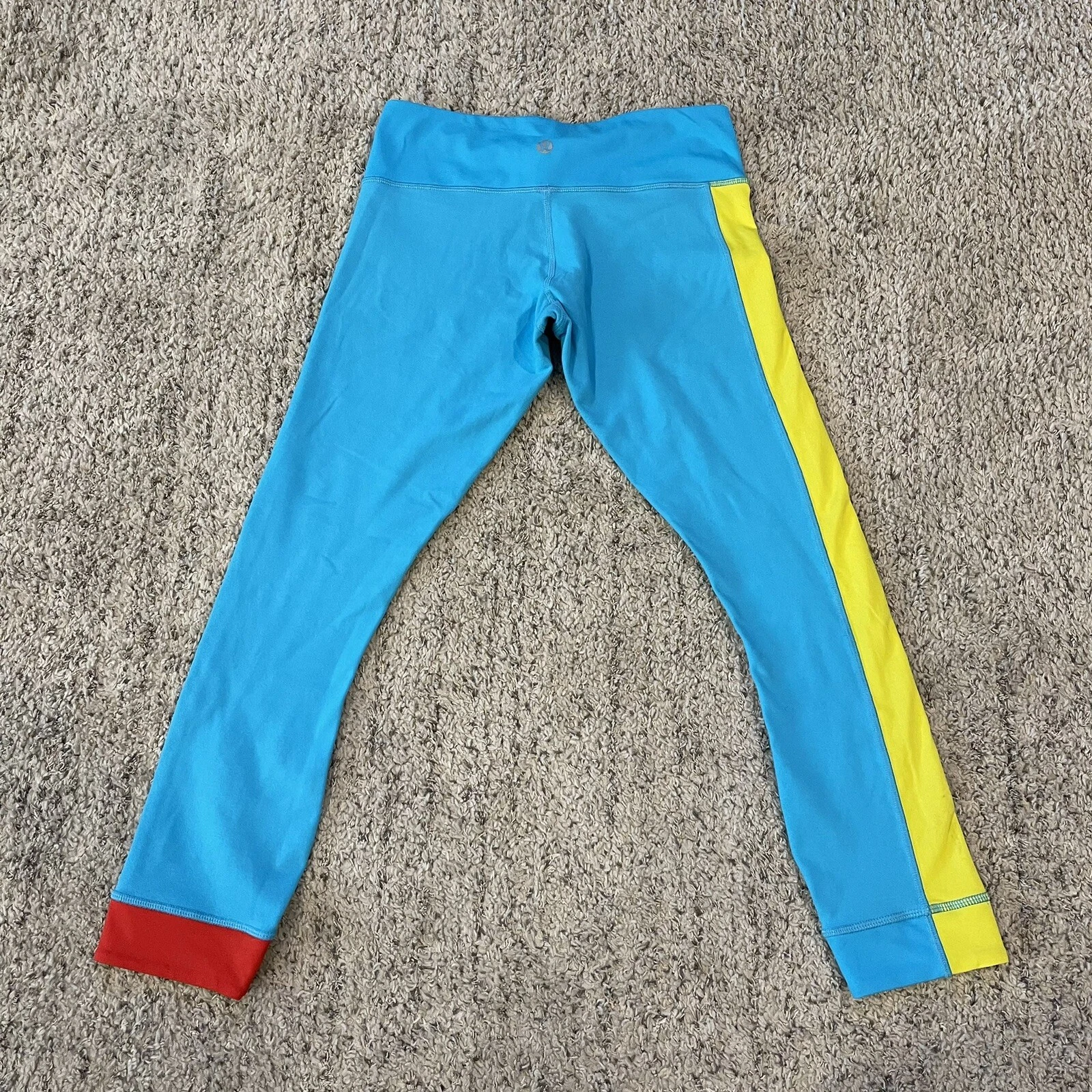 LULULEMON Athletic Amped LEGGINGS Casual Pants Size 4 Womens Blue CAPRIS
