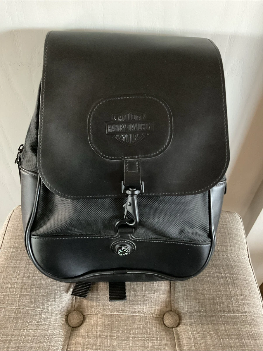 Vintage Harley-Davidson Women\'s Tinted Teal Goatskin Leather Backback Metal Logo Harley-Davidson Leather Exterior Backpack Bags & Handbags  main image 4