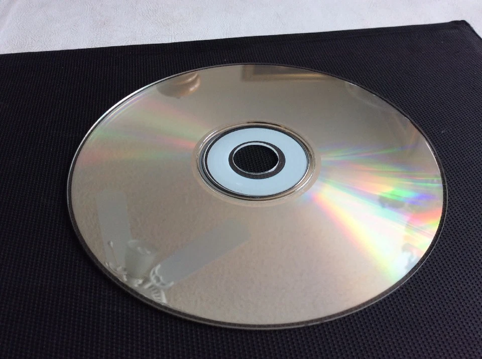 iTouch 1.81 Computer CD Logitech - Image 2 of 2