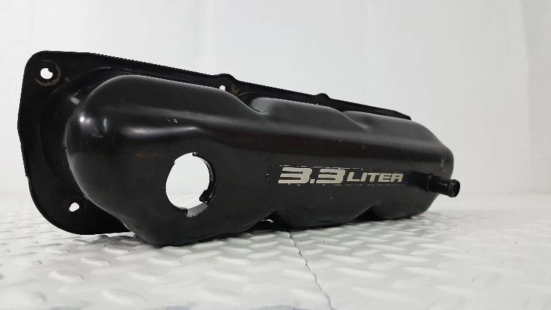 Dodge Caravan 1996 cubierta de válvula Foto 4 de 4