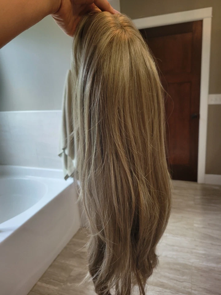 Peluca McKenzie MONOPART DE ENVIDY Rubia Mediana ¡NUEVA En Caja! Foto 3 de 4