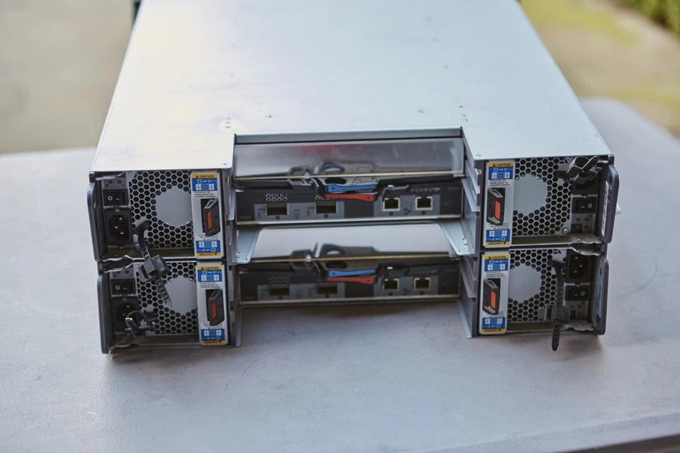 JBOD without Trays (space for 24) - Image 3 of 4