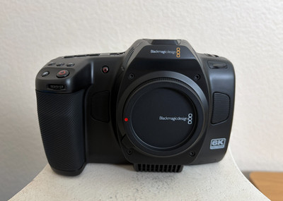 Blackmagic Cinema Camera 6K Full Frame L-Mount + CFexpress 128GB + SmallRig Cage