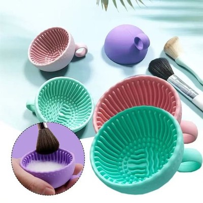 1pc Makeup Brush Cleaner Silicone Scrubber Non-slip Bowl