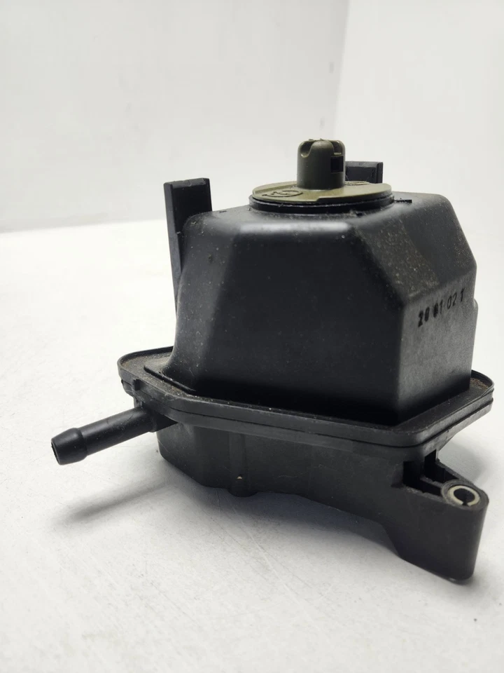 1999-2005 Volkswagen Jetta, Golf & Beetle Power Steering Pump Reservoir. OEM  - Image 3 of 4