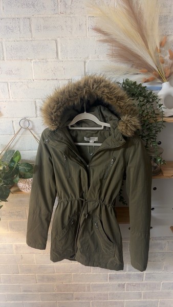 Just Jeans Green Hooded Fur Trim Zip Mid-Length Parka Jacket Womens Size 6