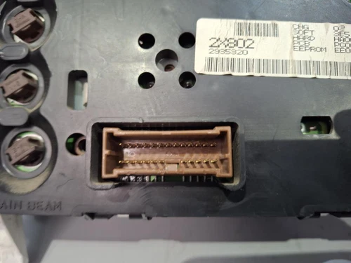 2X8022935320 Instrumentenblende für NISSAN TERRANO II (R20) Aventura 2002 129453 - Bild 5 von 5