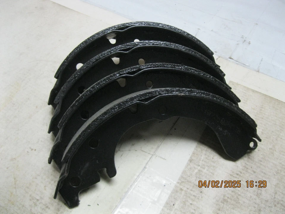 Raybestos 372RP Drum Brake Shoe Set Foto 4 de 4
