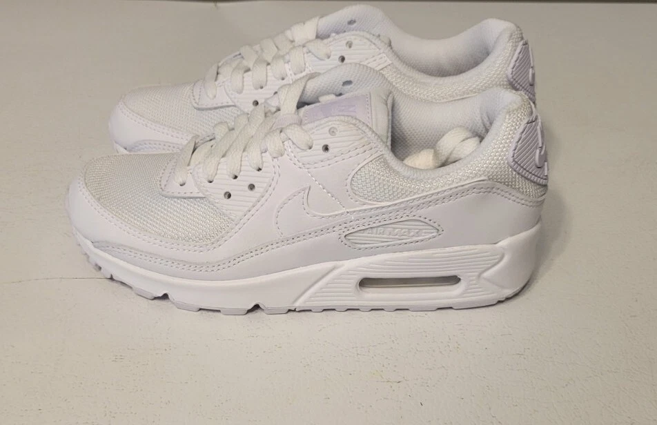 Nike Air Max 90 Womens Size 6 Triple White Wolf Grey CQ2560 100 Sneakers New