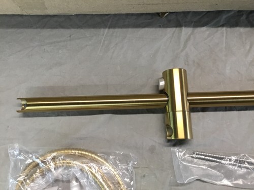 Assemblaggio barra scorrevole doccia Moen INS1570G PEZZI MANCANTI DOCCIA DIVERSA - Foto 11 di 23