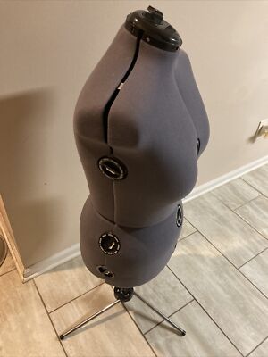 Dritz s Silver Gray Twin Fit Adjustable Tripod Stand Dress Form Large