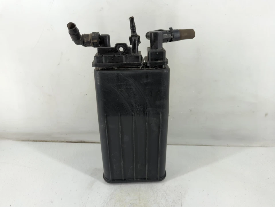 Hyundai Tucson 2017 bote de carbón de vapor de combustible B5NHA Foto 4 de 4