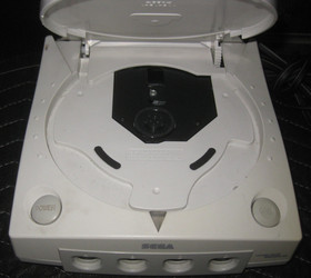 Dreamcast HKT-3020 Console w/ 4 Controllers & 11 Games TESTED/WORKS