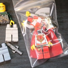LEGO Castle Kingdoms Lion King Minifigure Accessories  Set 7946 Knight Sheild
