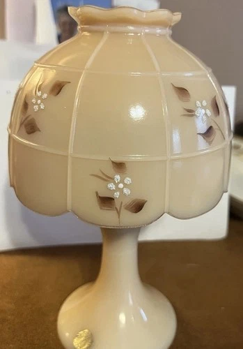 Westmoreland VTG Almond Milk Glass Fairy Lamp-Pristine!  Artist Signed, Sticker!