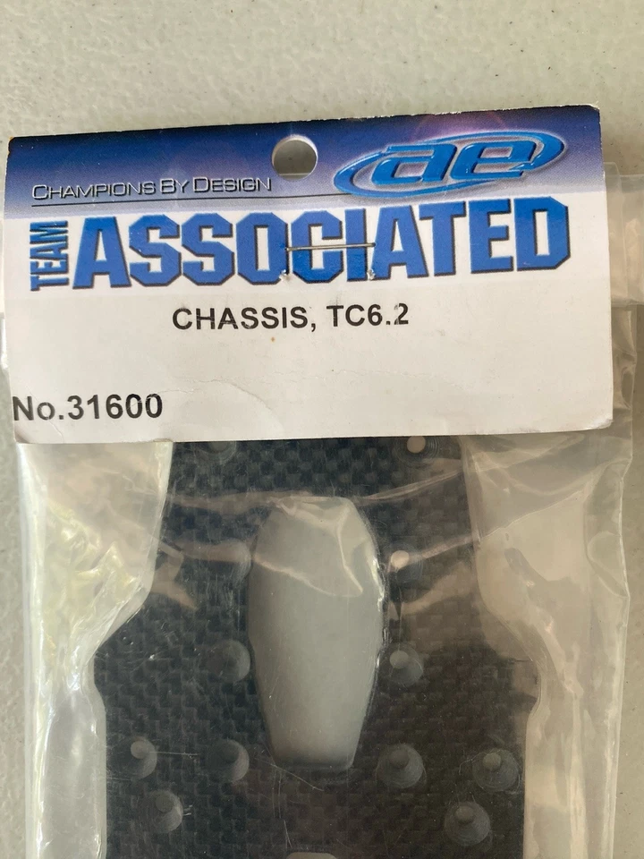 Team Associated TC 6.2 Chassis-31600 Brand New - Image 4 of 4