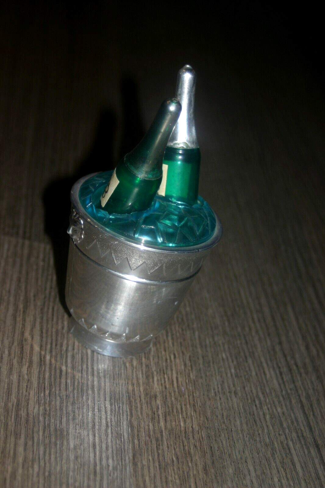 Bild 2 von 6