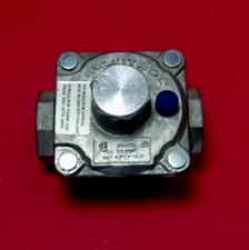 MAXITROL RV47CL 1/2" PSGI ,Pressure regulator, New