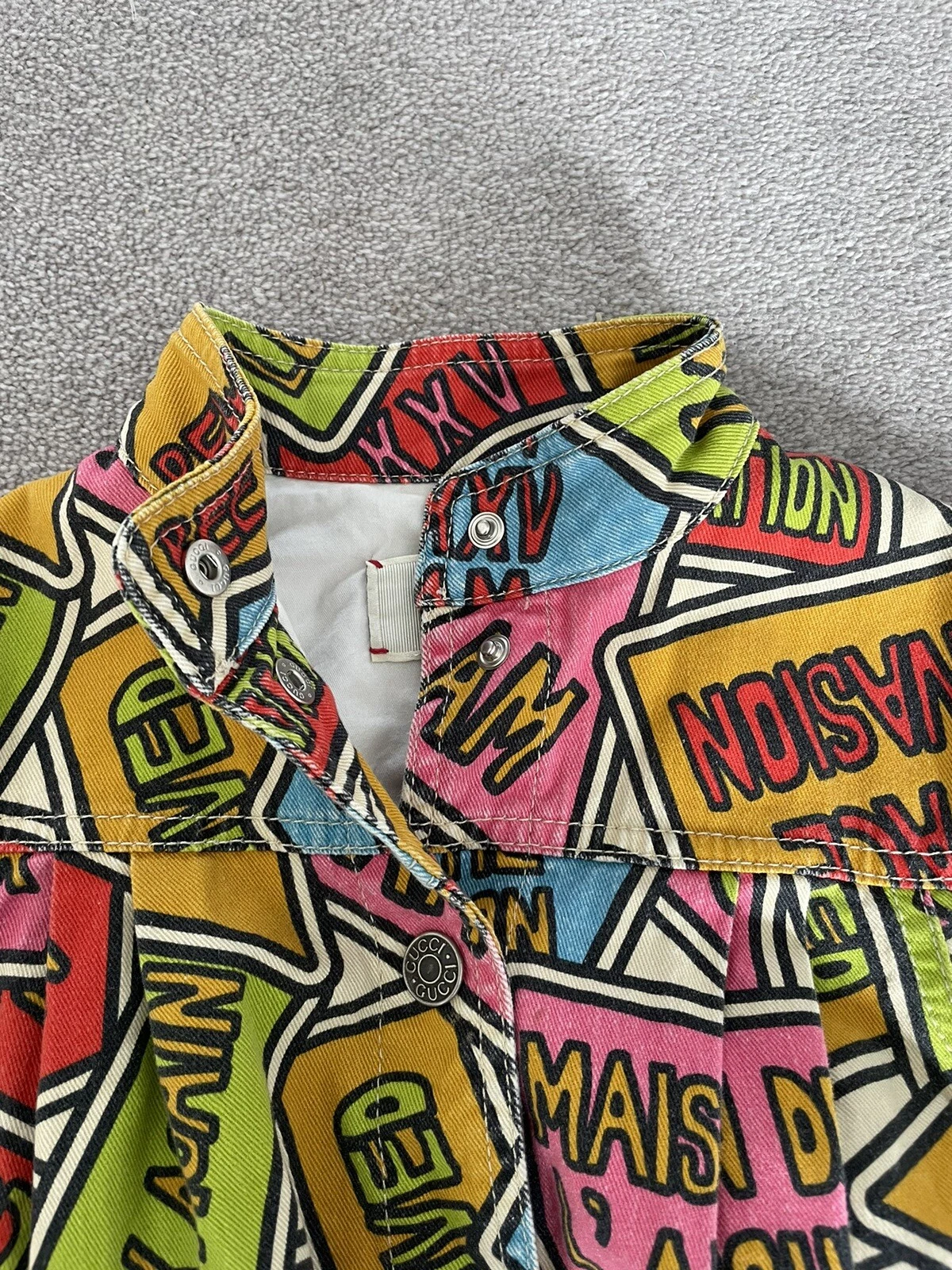 Autentica giacca denim fumetto GUCCI per bambine blu rosa verde colorato GG età 5