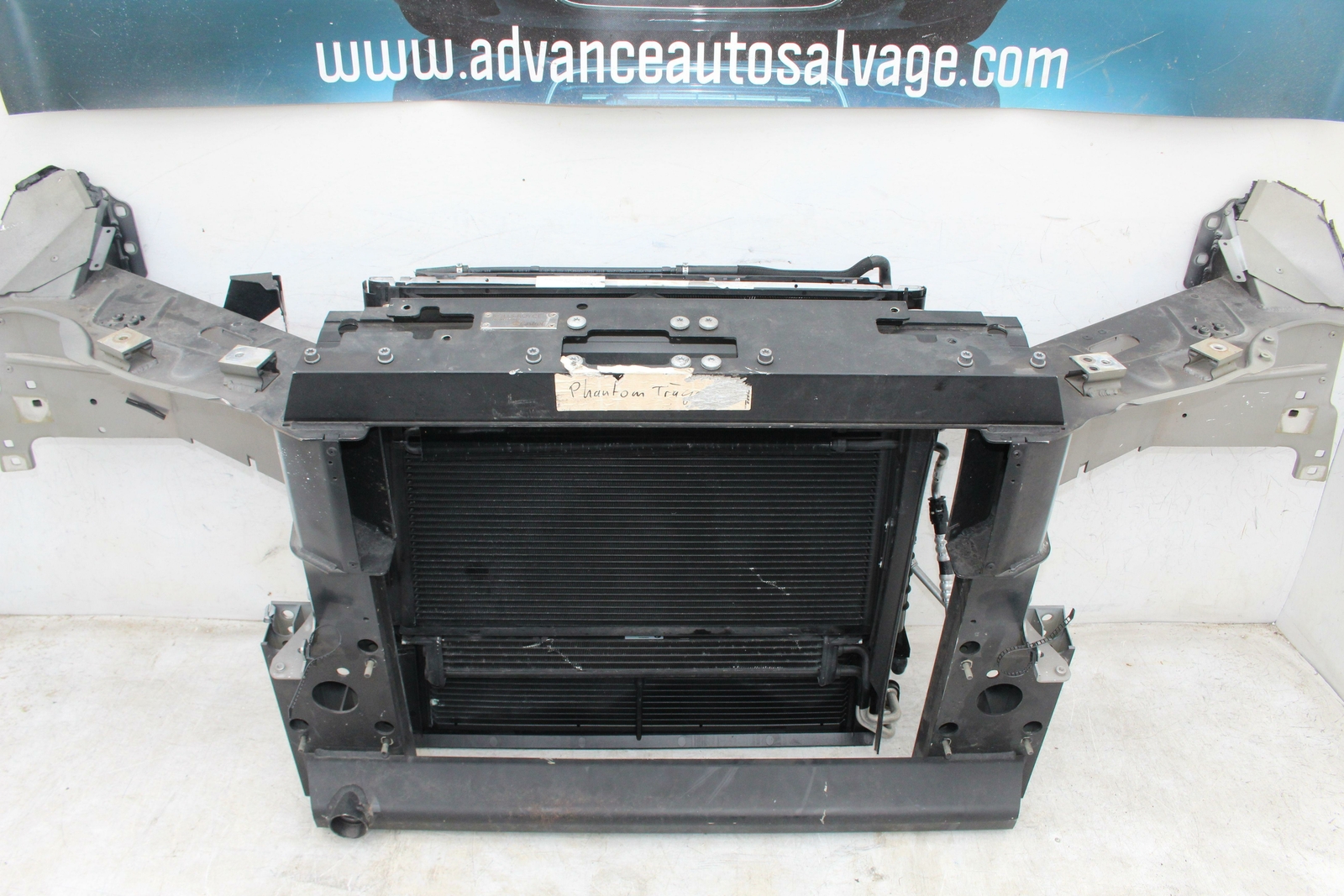 Radiator Support ROLLS ROYCE 05