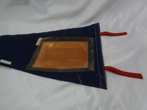 1964 NY Yankees Full Size Pennant Complete with Orig Team Pic and Year Sash - Picture 10 of 16