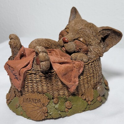 Tim Wolfe Figurine Amanda Kitten Sleeping in Basket Cairn Signed 1993 Vtg