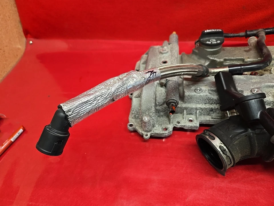 2013 - 2023 GMC Chevy Buick Cadillac L4 Camshaft Rocker Valve Cover 25201395 - Image 2 of 4