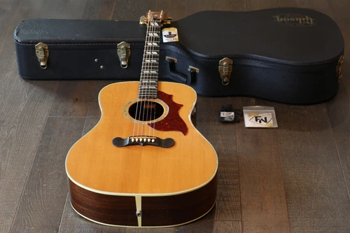 2002 Gibson Songwriter Deluxe Natural Acoustic/ Electric Guitar + OHSC
