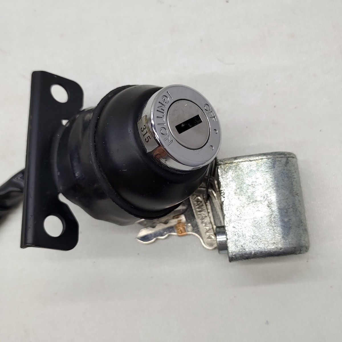 Kawasaki KH100 ES Ignition Switch 27005-1014 + Steering Lock With