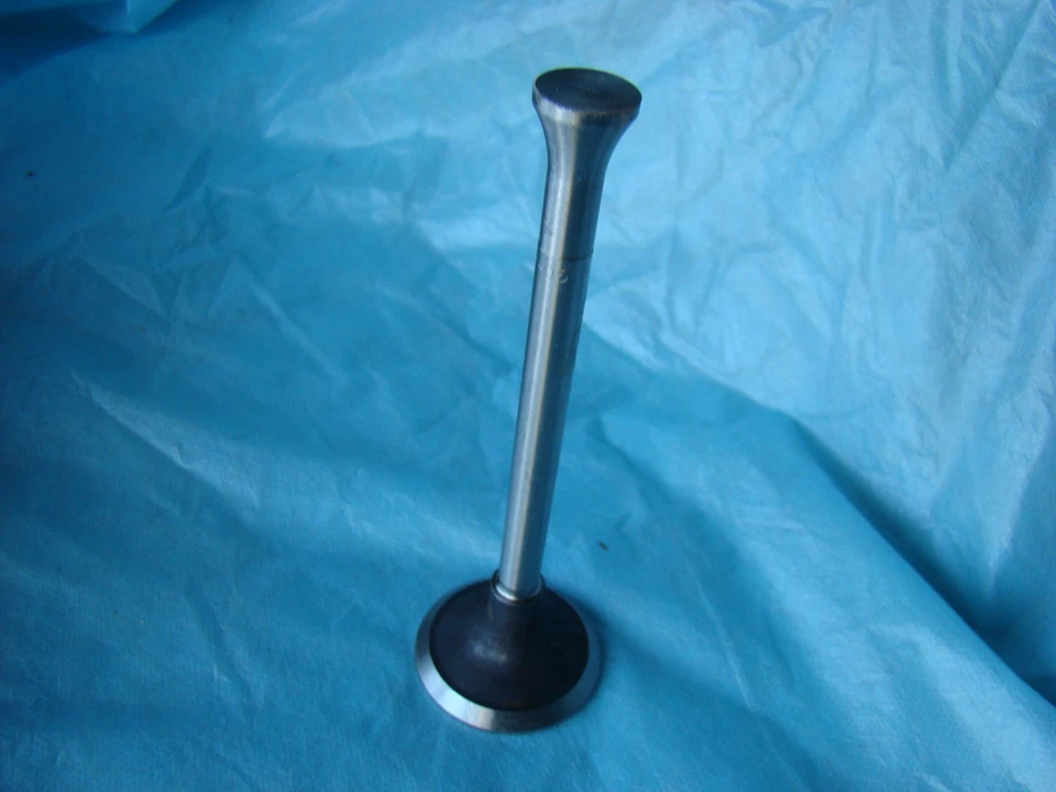 Lincoln Zephyr Valve Intake Exhaust 1936-1948 267 292 305 USA OEM 11T6505A - Image 2 of 3