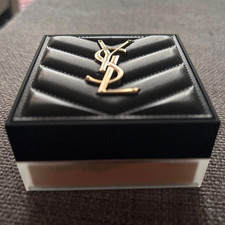 Yves Saint Laurent All Hours Hyper Blur Loser...