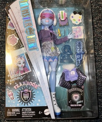Mattel Monster High Abbey Bominable Fearbook Fashion Doll 11in New In Box