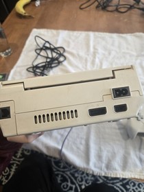 Sega Dreamcast White Game Console Bundle with Controller and Games VMU Memory