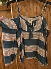 NWOT Juniors Sadie Robertson Green Multi Adjustable Spaghetti-Strap Top_Size S