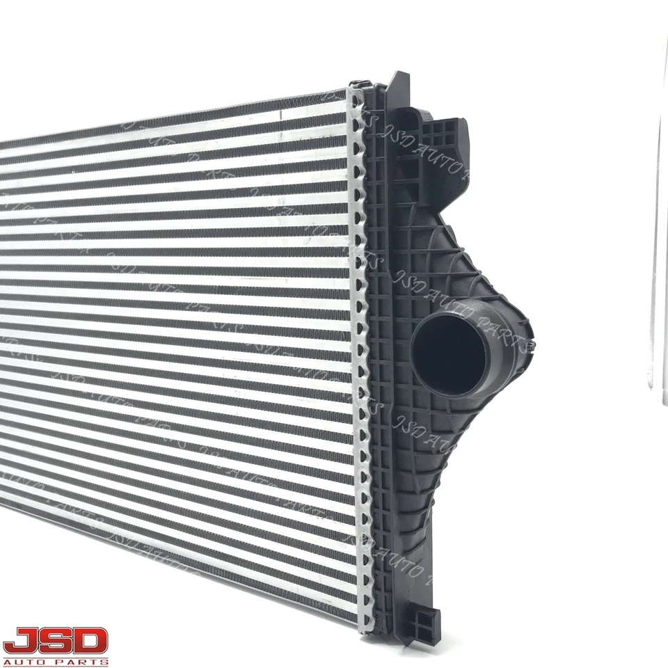 23385892 Intercooler carga enfriador de aire para Cadillac CT6 2016 2017 2018 Foto 3 de 4