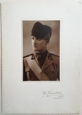 FOTOGRAFIA MILIZIA MVSN LEGIONE MEDAGLIA CAMPAGNA FASCISTA FEZ COPRICAPO CCNN 