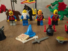 LEGO 6076 Dark Dragon's Den Dragon Knights Majisto Minifigures