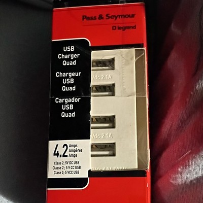 Pass & Seymour Legrand USB Charger Quad 4-Port 4.2A Wall Outlet White