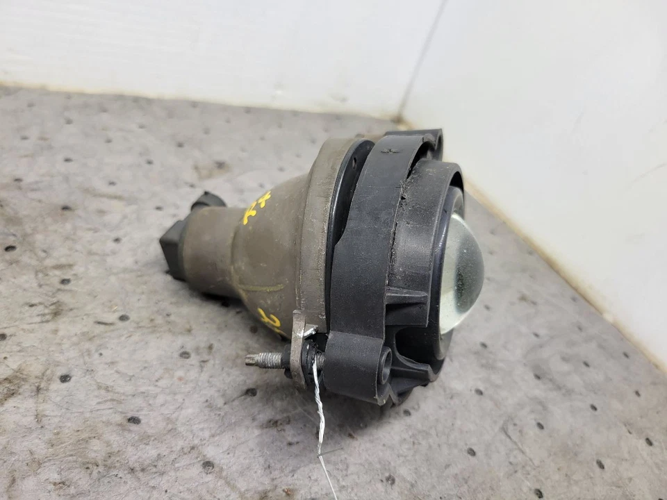 Luz de esquina/estacionamiento VIN antiniebla con cuarto dígito limitada compatible con 06-16 IMPALA 1683675 Foto 3 de 4