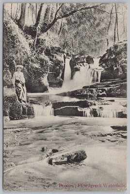FFRWDGRECH WASSERFALL Breconshire Lady Besucher Postkarte, gestempelt 1908