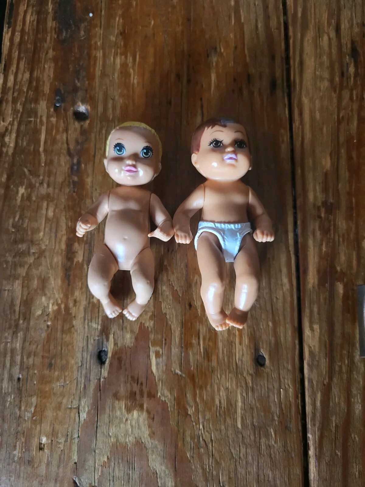 Set of 2 baby infant Mattel Barbie child blond and brunette 