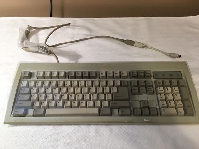 Vintage CHICONY KB-5191 Mechanical Clicky Keyboard Wired 5 Pin W/ Keyboard Adapt