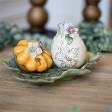 Fitz and Floyd FATTORIA Salt & Pepper w/ Tray / Gourd / Green Gold / NEW w/ box