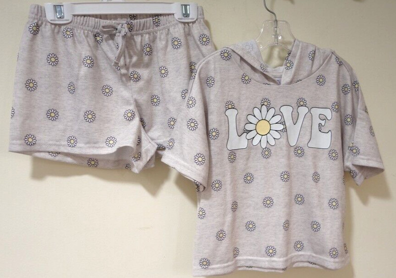 NWT Sugar & Jade Love Floral Pajamas Girl's Size Small / 8