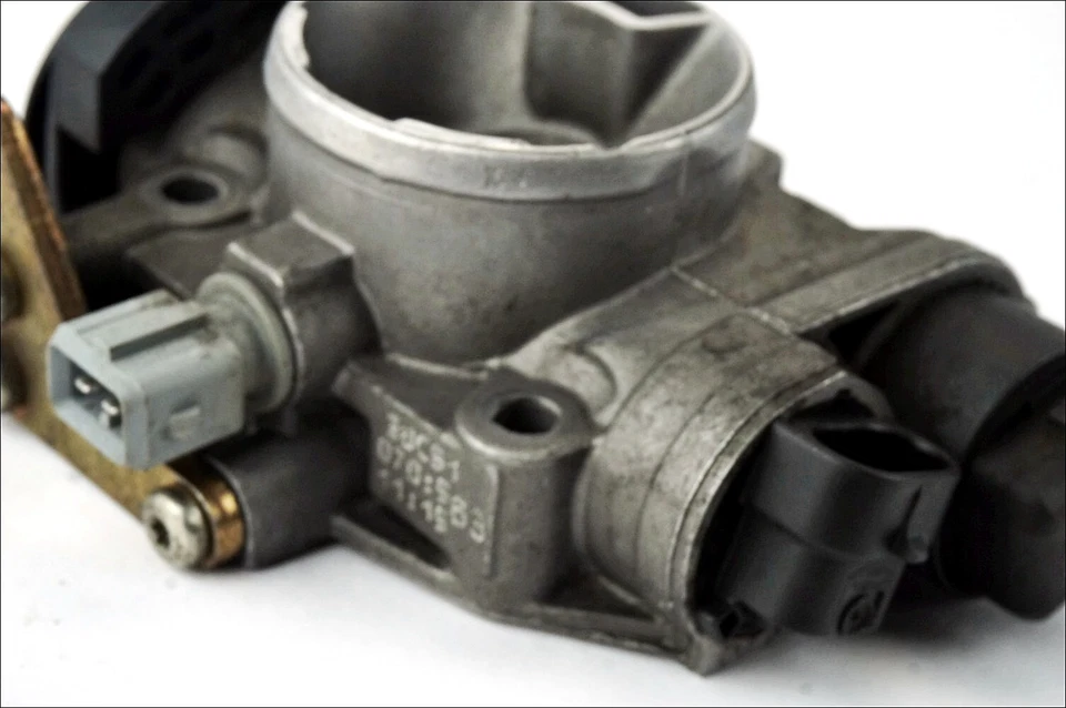 Cuerpo Mariposa Original Malaguti Spidermax GT 500 04 07 - Imagen 3 de 4