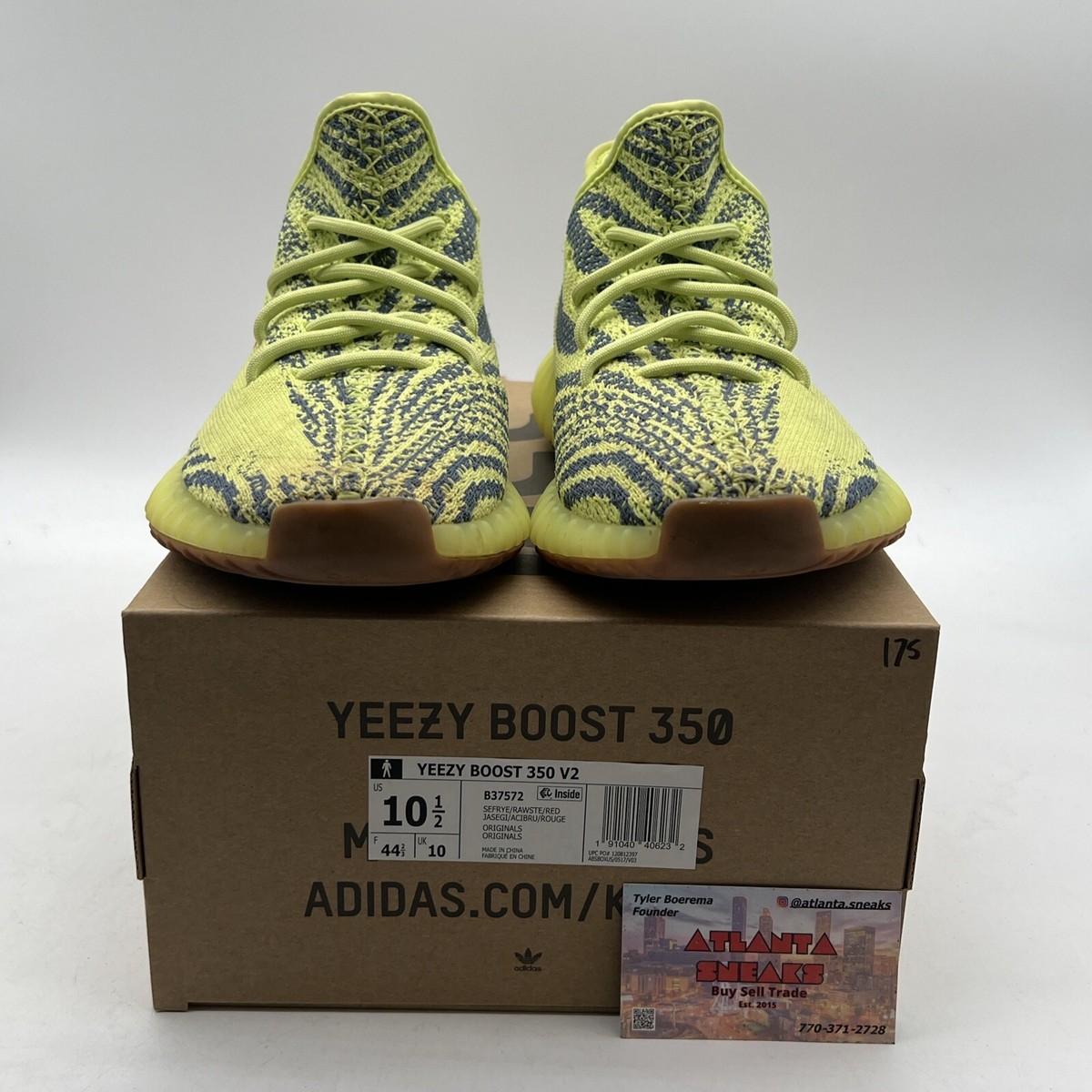 Size 10.5 - adidas Yeezy Boost 350 V2 Low Semi Frozen Yellow Size 10.5 - adidas Yeezy Boost 350 V2 Low Semi Frozen Yellow